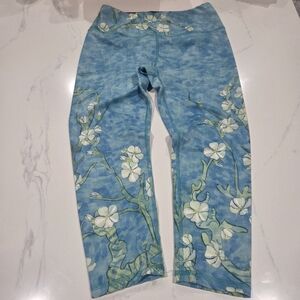 Women’s Capri Leggings (AOP), Van Gogh, Almond Blossom Leggings Size M NWOT.